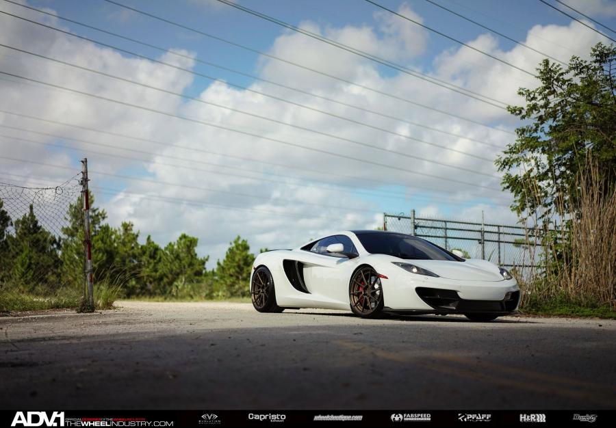  McLaren MP4-12C on ADV.1 Wheels (ADV10RMV2CS) 2015 года  (фото 4 из 24)